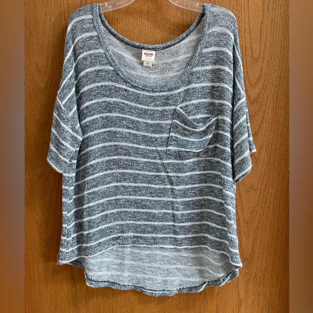 Flowy short sleeve top